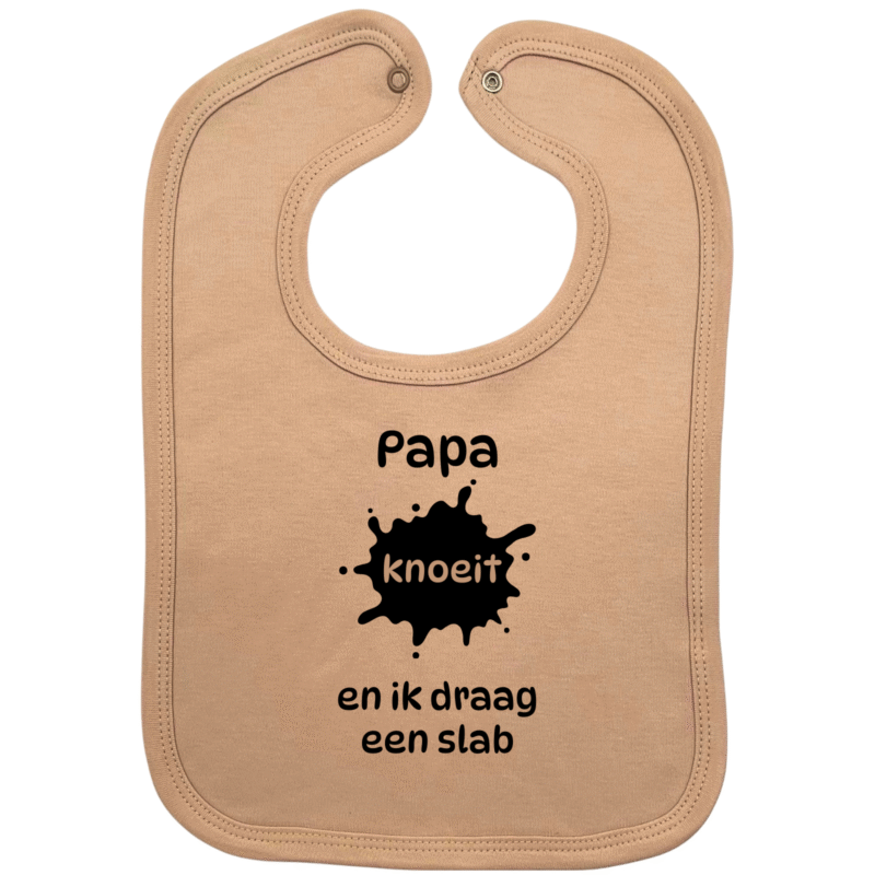 Slabbetje papa knoeit en ik draag een slab